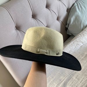 Brixton size small hat